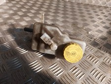 Maitre cylindre bocal liquide