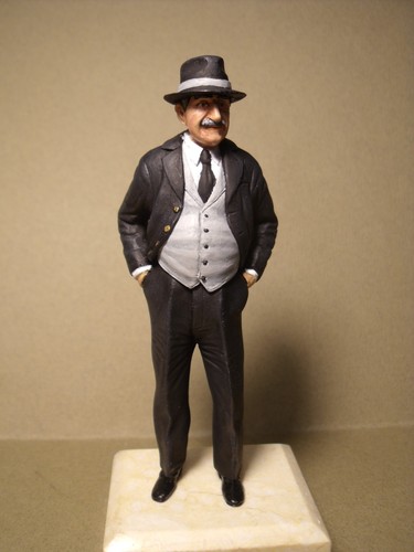 Figurine ferdinand - ,