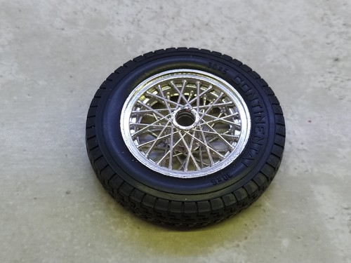 Roue secours sans - 1/18,