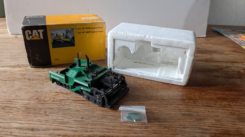 Nzg caterpillar cat - 1/50,