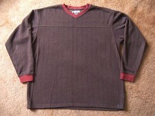 Mens Columbia V-Neck Heavy