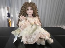 Poupée d'artiste poupée