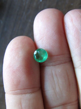 Émeraude taille ronde