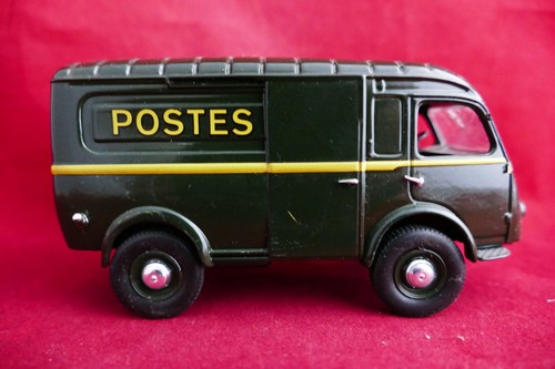 Fourgon renault r2065 - 1/43,