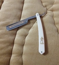 Rasoir coupe-choux SPARTACUS Thiers-Issard 5/8 N889 FRANCE 