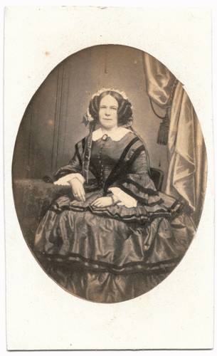 Photo cdv jeune femme portant - jeune,