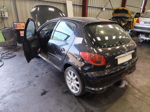 Capot peugeot 206 phase - 206, 2