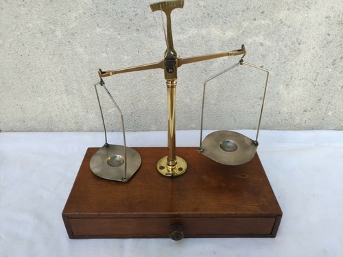 Balance trebuchet - -,