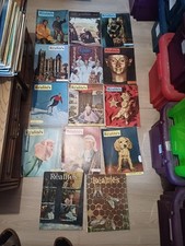 lot 14 vieilles revues realites 1950 1951 1952 1953 1954  num 58 59 60 63 etc..