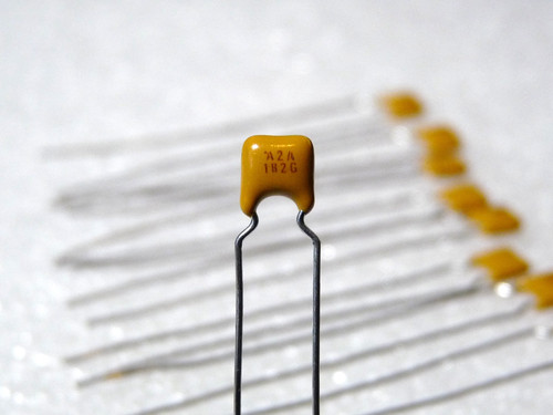10x 1800pf 200v c0g np0 - 10x,