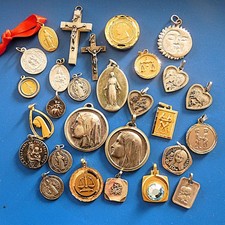 Lot Bijoux Médailles