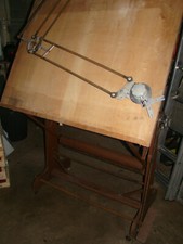 table de dessin industrielle