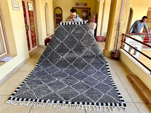 Nouveau tapis marocain - , en