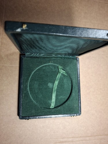 Boitier pour médaille - boitier,