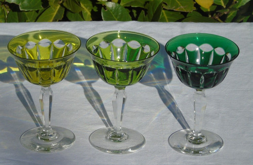 Lot verres vin - à,