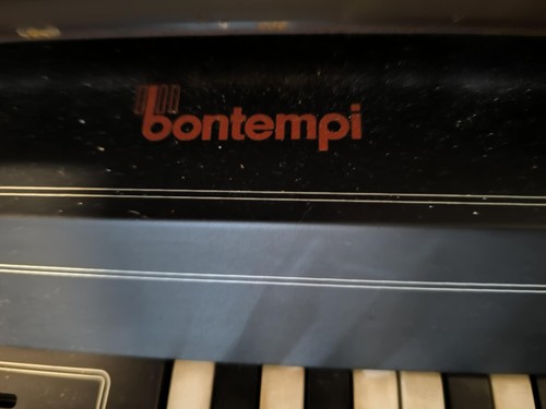 synthesizer