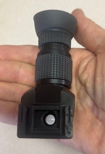 Generic right angle viewfinder - right,