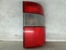 Feu arriere principal droit