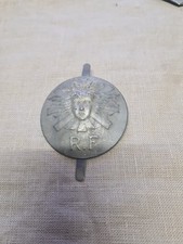 Insigne, Attribut, Rondache