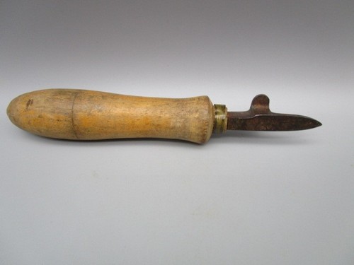 Ouvre boîte ancien - ouvre-boîte,