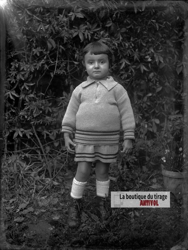 Portrait une jeune enfant - d'une,