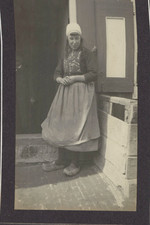 Pays-Bas, Marken, Femme en