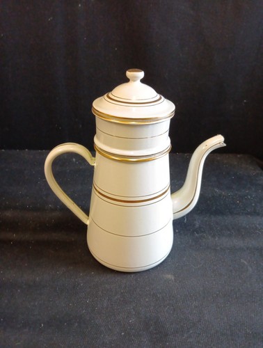 Ancienne cafetière émaillée