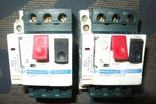 DISJONCTEUR MOTEUR TRIPHASE MONO 1,6 à2,5A RELAIS THERMIQUE MERLIN GERIN GV2ME07