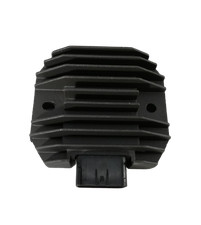 Régulateur de tension pour