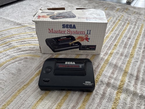 Sega master system console - sega,