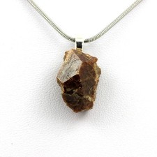 Minéraux et pierres précieuses. Collier Grenat Catalan Grossulaire-Andradite br