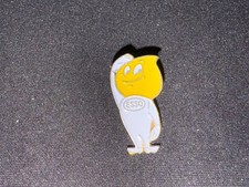 (V4) PINS BADGE ENAMEL VINTAGE