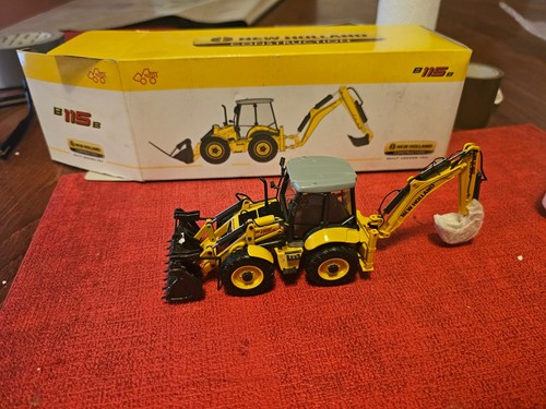 Tracto pelle new holland - 1/50,