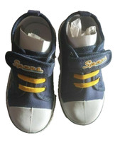 chaussure enfant pointure 25