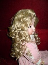 G. PERRUQUE POUR POUPEE ANCIENNE PORCELAINE BLONDE TOUR DE TETE 29/30 CM