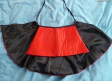 PETITE CAPE ROUGE ENFANT DEGUISEMENT 2-4ans tbe