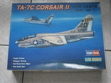 MAQUETTE AVION TA-7C CORSAIR II - HOBBY BOSS 87209 - 1/72 - 1.72eme