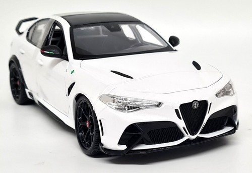Maisto alfa romeo - 1/18, giulia