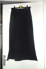 CONTRE VENTS ET MAREES: JUPE