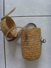 144- Verre de curiste Vichy avec son panier de protection