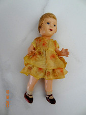 Petite poupée très ancienne  SIC en celluloïd  -   12 cm