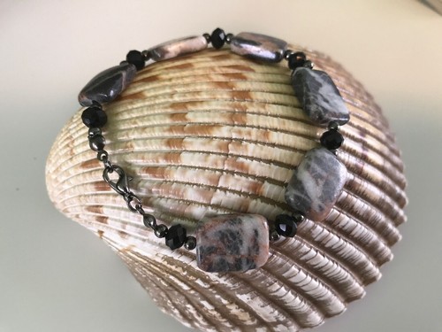 Handmade beaded bracelet black - beaded,