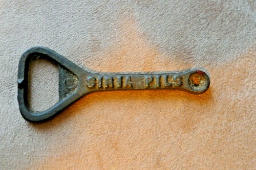 Ancien décapsuleur siria pils - ancien,