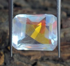 Pierre précieuse taillée émeraude topaze mystique arc-en-ciel naturel de 7,40...