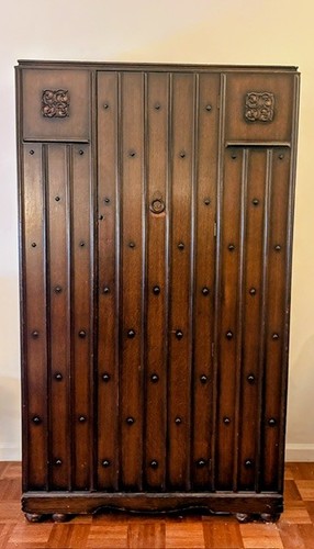 Vintage 1930s armoire - a, in