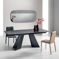 Table À Manger En Verre Rayé