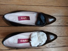 chaussures marron vernies