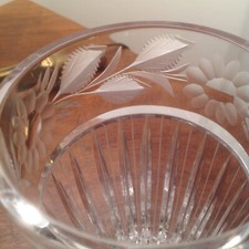 Ancien beau vase cristal gravé et taillé