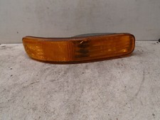 2002 2003 2004 Jeep Liberty Droit Côté Coin Parc Léger Pare-Choc Monté