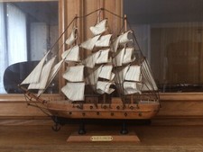 Ancienne maquette en bois